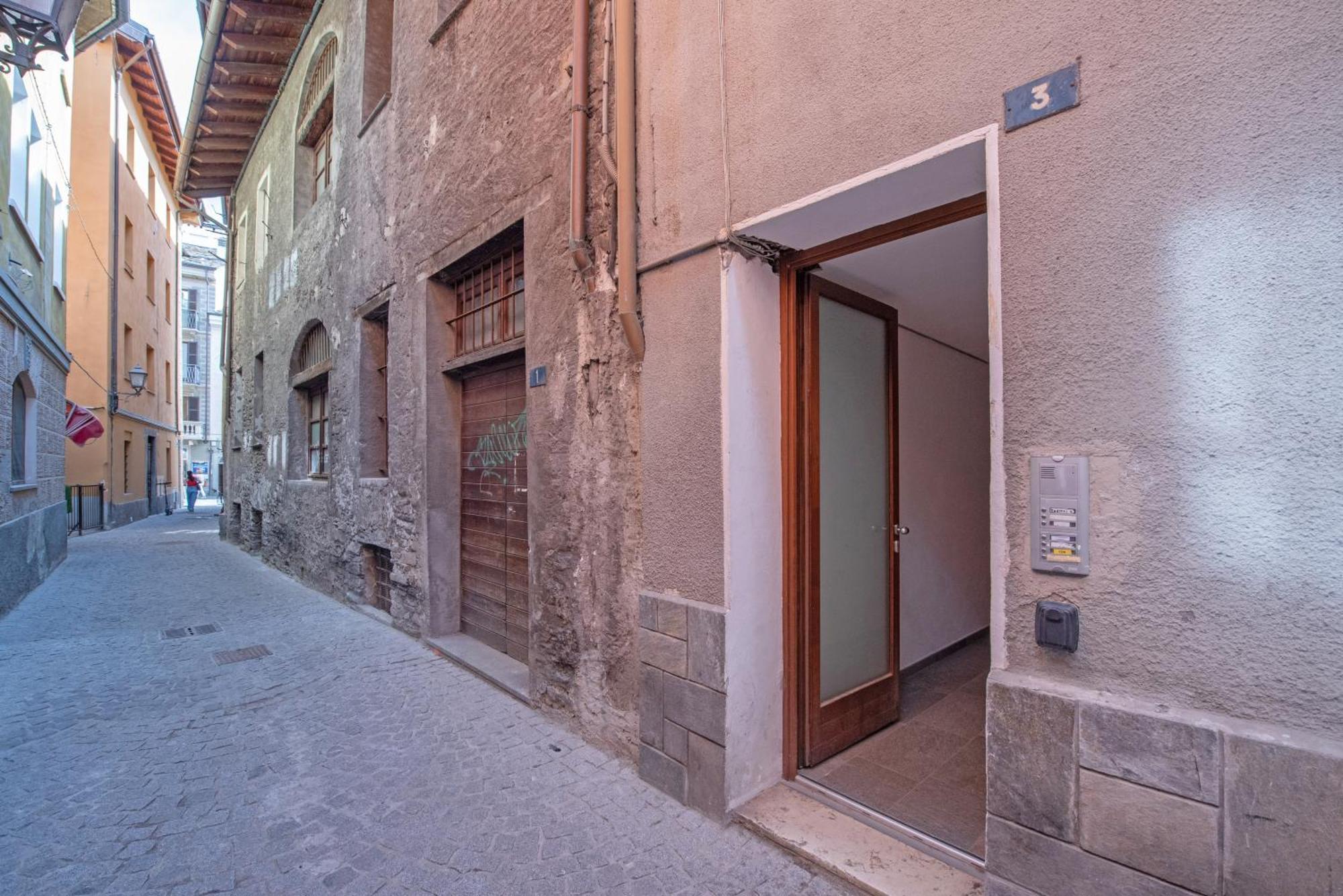"Refuge De Claude" - Stile E Comfort Ad Aosta Centro Екстериор снимка
